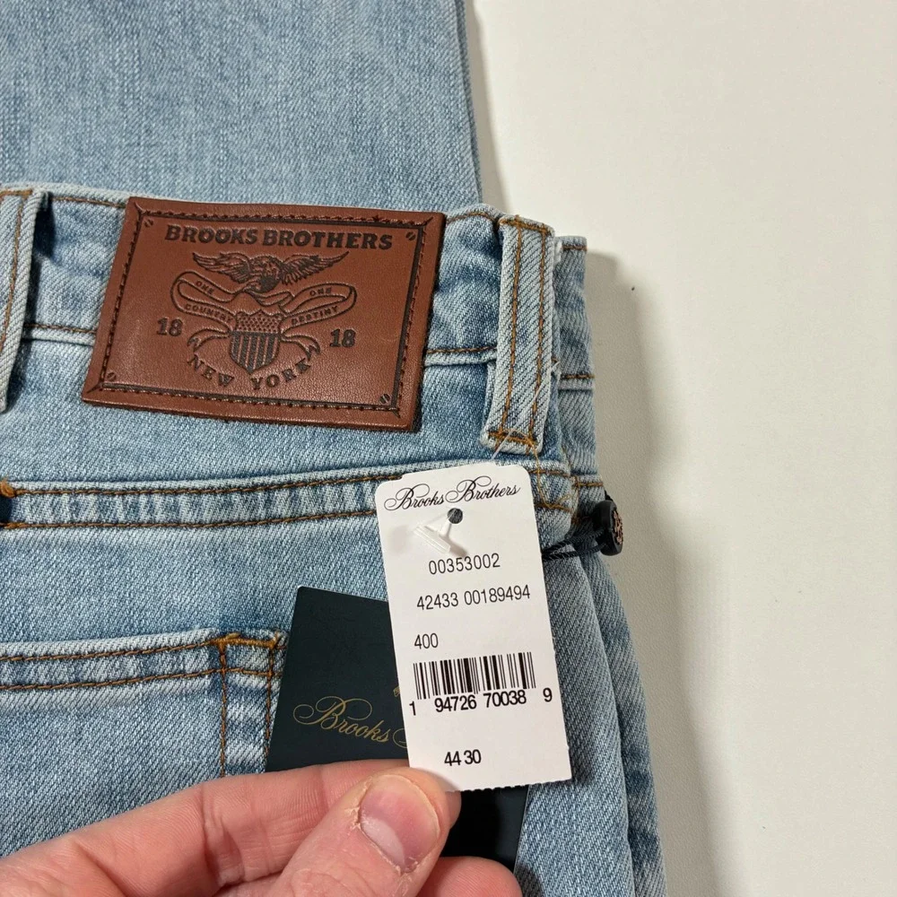 NEW Brooks Brothers Jeans 44x30 Light Wash Blue Stretch Denim Straight Leg